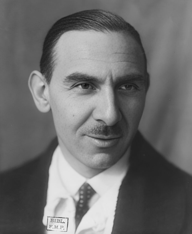 Pr. Clément LAUNAY Pr. Clément LAUNAY